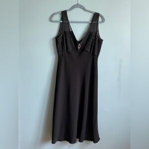 Jones New York “little black dress”, sleeveless v-neck, silk bodice, Size 12